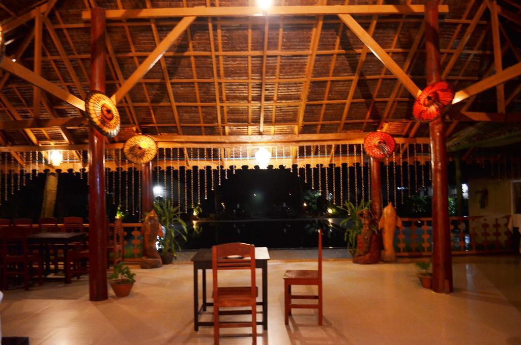โรงแรมไดมอนด์ งาปาลี งาปาลิ ภายนอก รูปภาพ