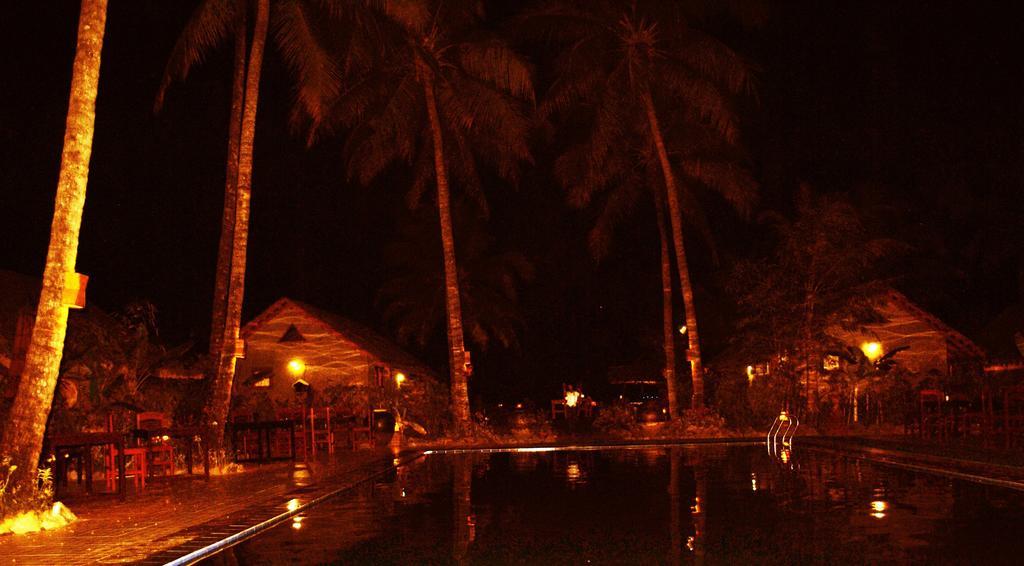 โรงแรมไดมอนด์ งาปาลี งาปาลิ ภายนอก รูปภาพ